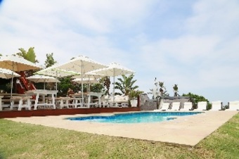 Hotel Crawford's Beach Lodge