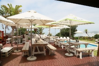 Hotel Crawford's Beach Lodge