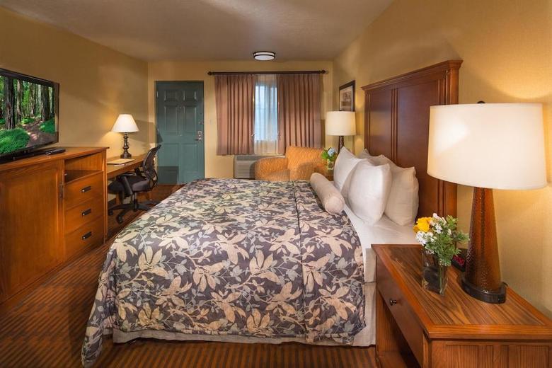 Hotel Best Western Plus Hilltop Inn