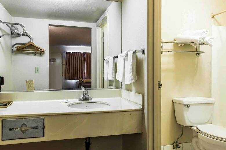 Hotel Rodeway Inn Ontario Mills Mall
