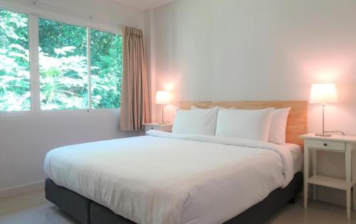 Hotel Isara Khao Lak