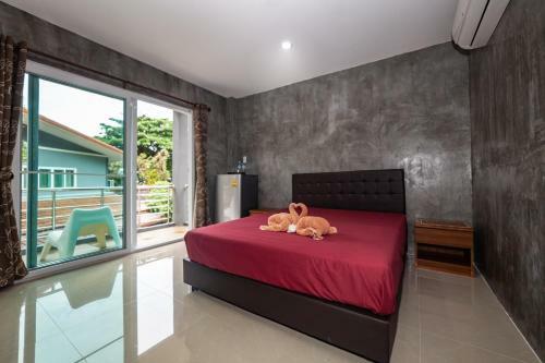 Maenam Villa Hotel