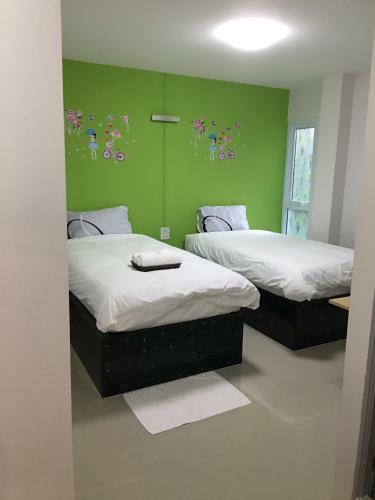 Hotel Me Home Suratthani