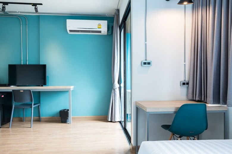 S.22 Hotel Suratthani