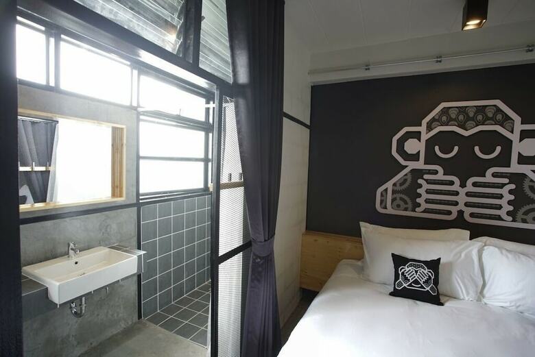 Blu Monkey Hub And Hotel Suratthani