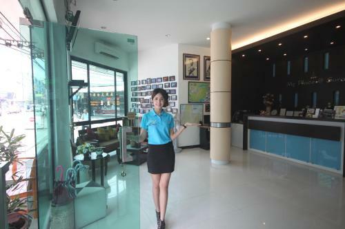 Myplace@surat Hotel