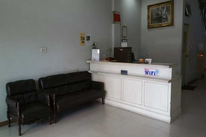Charoen Apartment Hotel Trang
