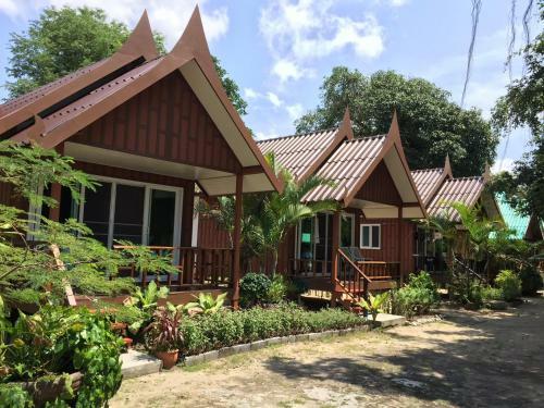 Bed & Breakfast Bangbaobeach Resort