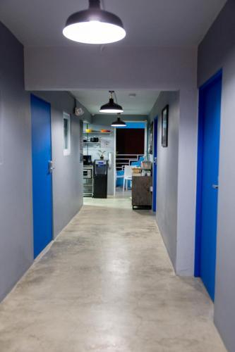 Nomada Urban Beach Hostel