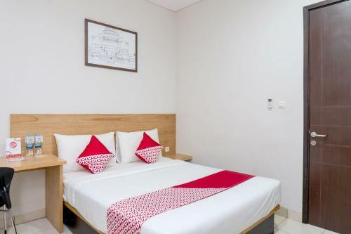 Hostal Oyo 794 Ln 9 Bandung Residence