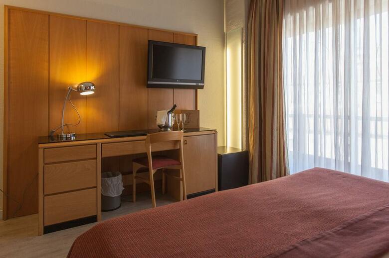 Hotel Silken Rona Dalba