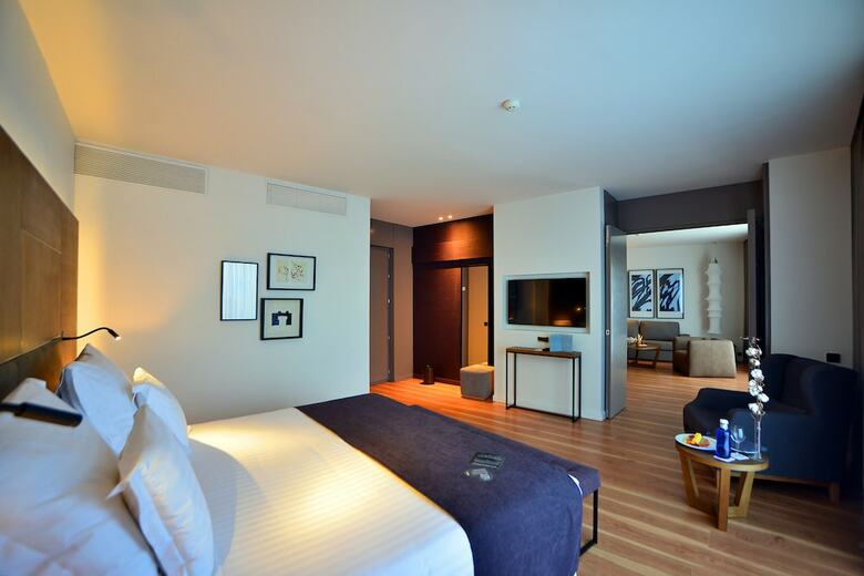 Hotel Barcel� Sevilla Renacimiento