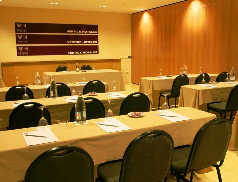 Hotel V�rtice Sevilla