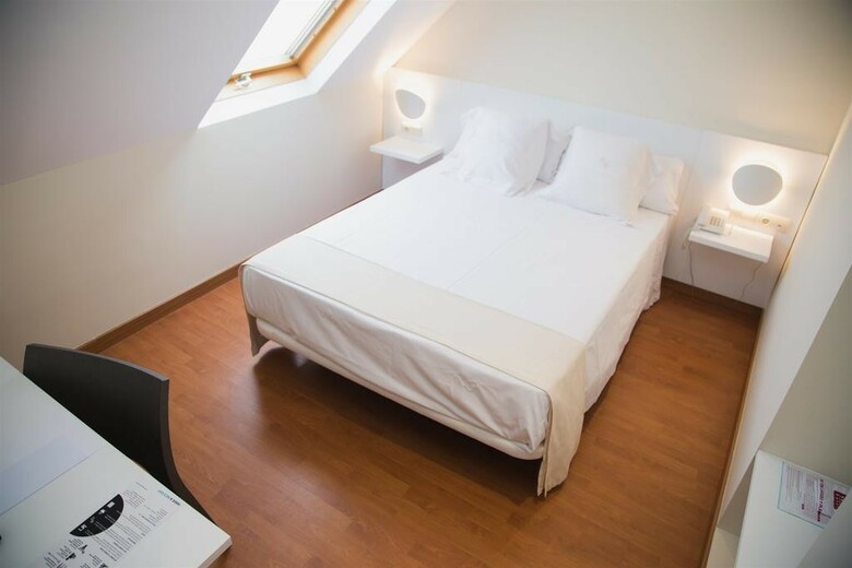 Hotel V�rtice Sevilla