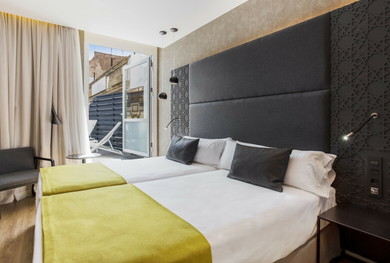 Hotel Catalonia Giralda