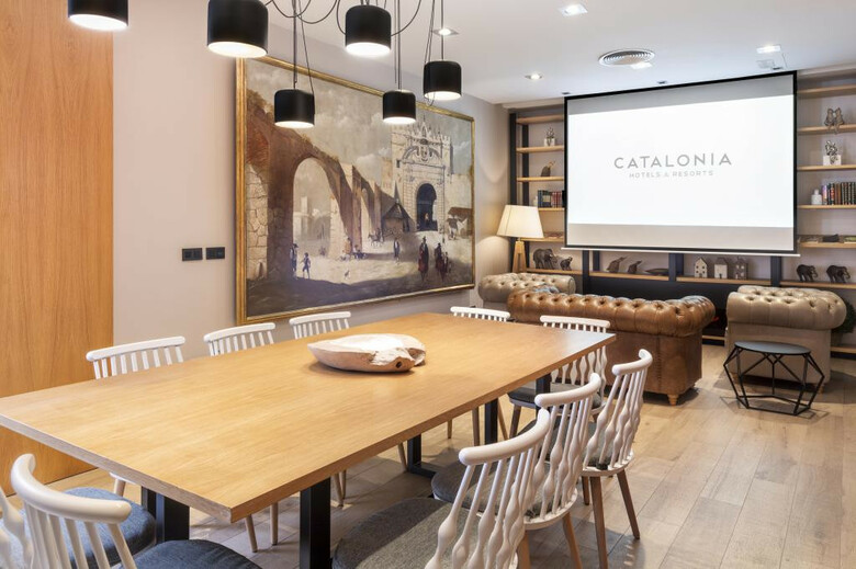 Hotel Catalonia Giralda