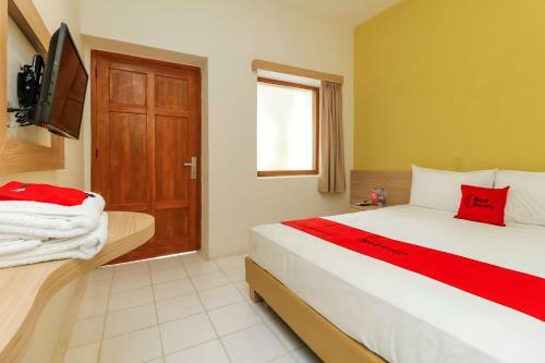 Hostal Reddoorz @ Slamet Riyadi