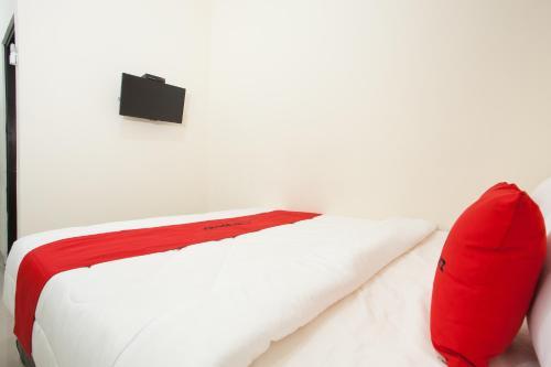Hostal Reddoorz Near Upn Veteran 2