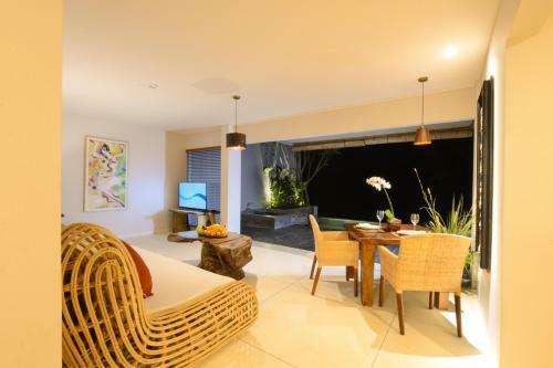 Villa Ayuterra Resort