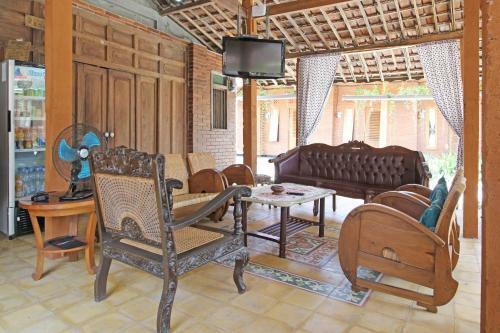Hostal Reddoorz Near Akmil Magelang