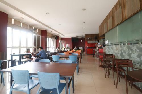 Hotel Reddoorz @ Ranotana Manado
