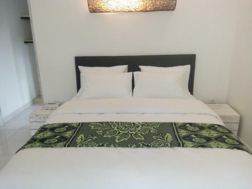 Hostal Winaposa And Warung Pudak