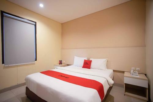 Reddoorz Premium @ Igloo Hotel