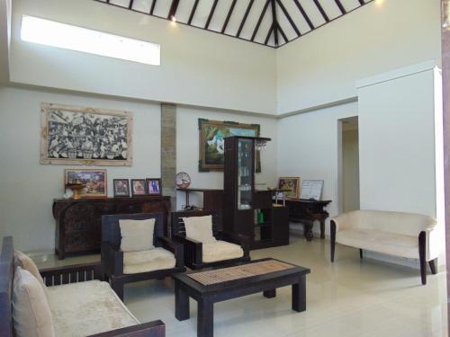 Baik Baik Homestay