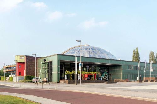 Hotel Super8 By Wyndham Oberhausen