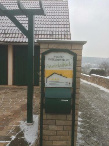 Apartamentos Ferienwohnung Saaletalblick