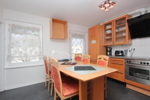 Private House Matt (6054)