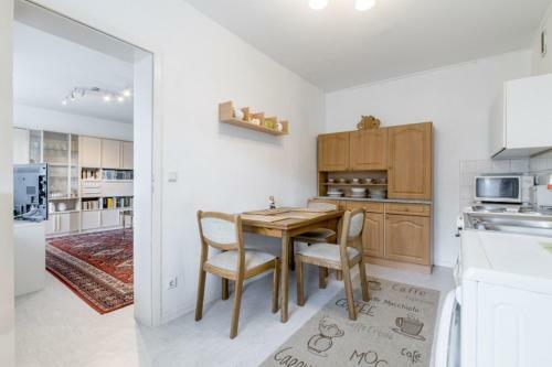 6011 Private Room 1 Person