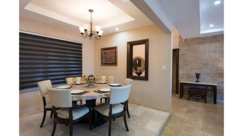 Aruba Palm Beach House
