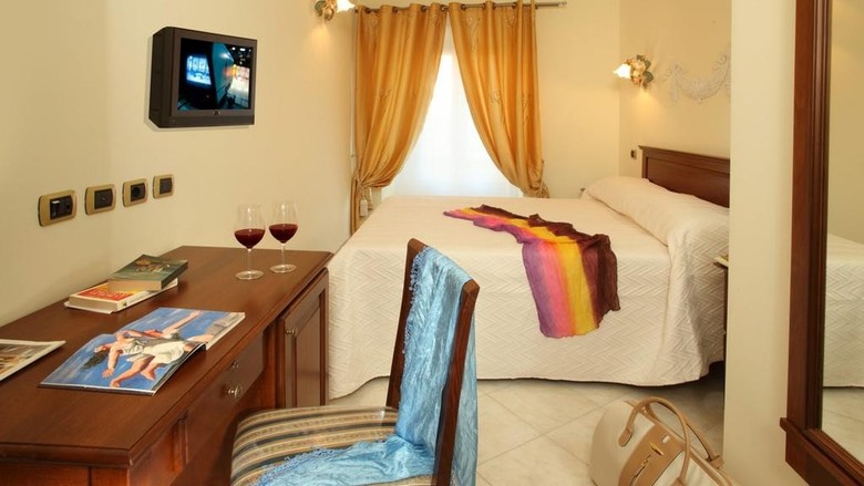 Hotel De Monti
