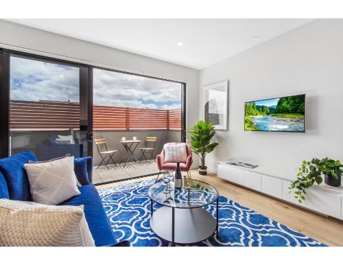 Boutique Apartment In Quiet, Sought-after Suburb