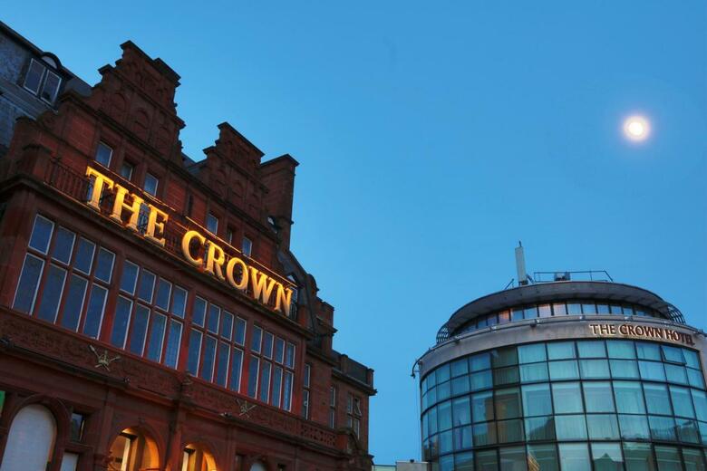 Hotel Crown Moran