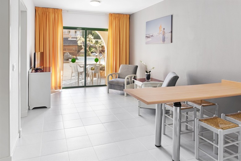 Apartamentos Elba Luc�a Sport & Suite Hotel