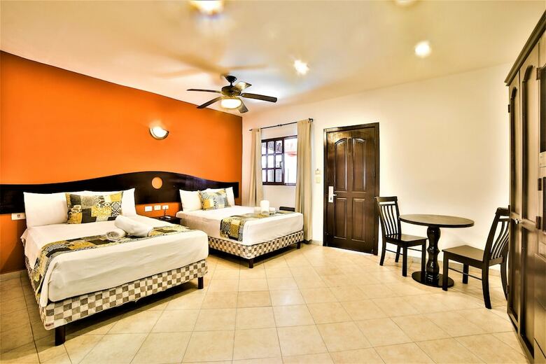 Playa Del Carmen Hotel