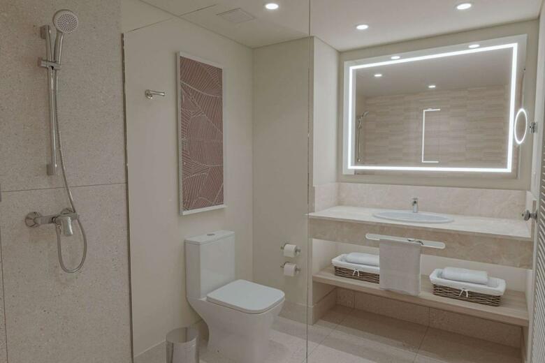 Hotel Wyndham Alltra Punta Cana All Inclusive Resort
