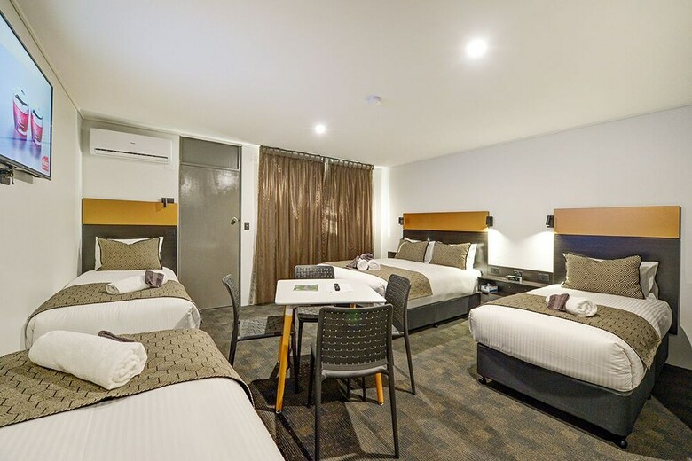 Hotel Cbd Motor Inn