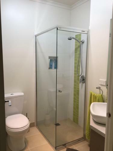 Grand Escape Mckenzie - Boutique Rentals