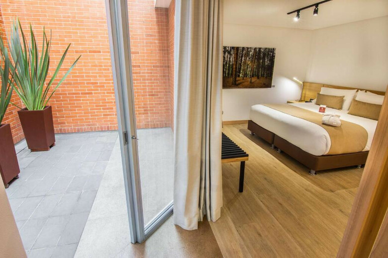 Best Western Plus 93 Park Hotel