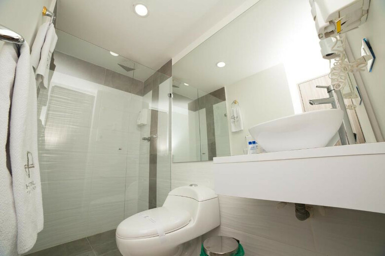 Hotel Aparta Suite Torre Poblado