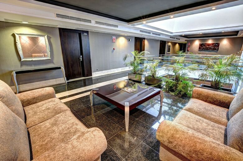 Nexus Benalmadena Suites & Apartments