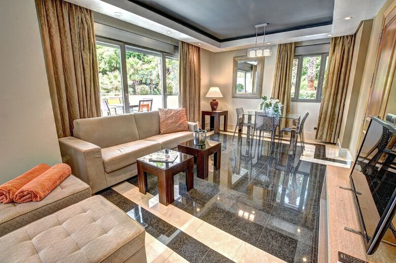Nexus Benalmadena Suites & Apartments