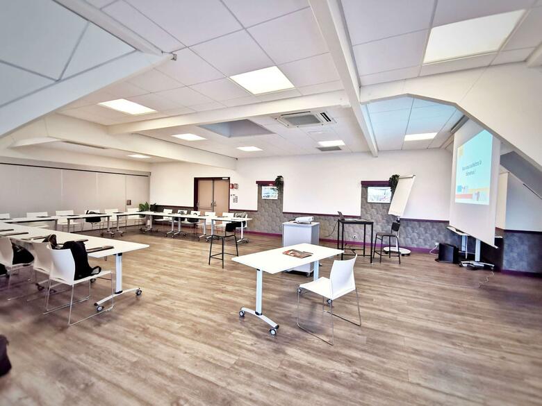Hotel Ibis Beaune La Ferme Aux Vins