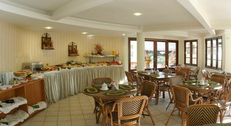 Divi Divi Praia Hotel
