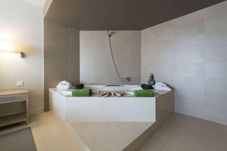 Hotel Hd Beach Resort