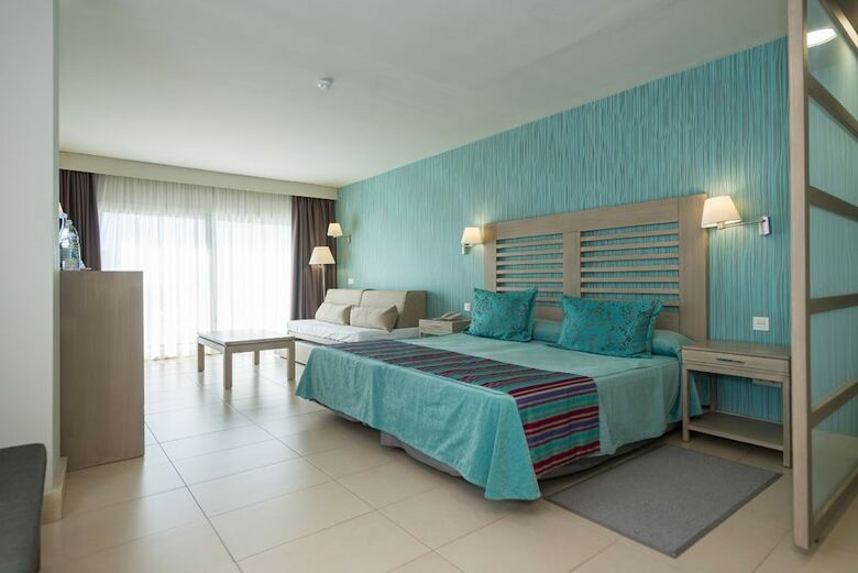 Hotel Hd Beach Resort