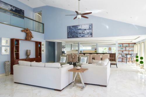 Bed & Breakfast Diamond Lodge Belize